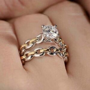 Elegant Two-Tone Chain Ring Set